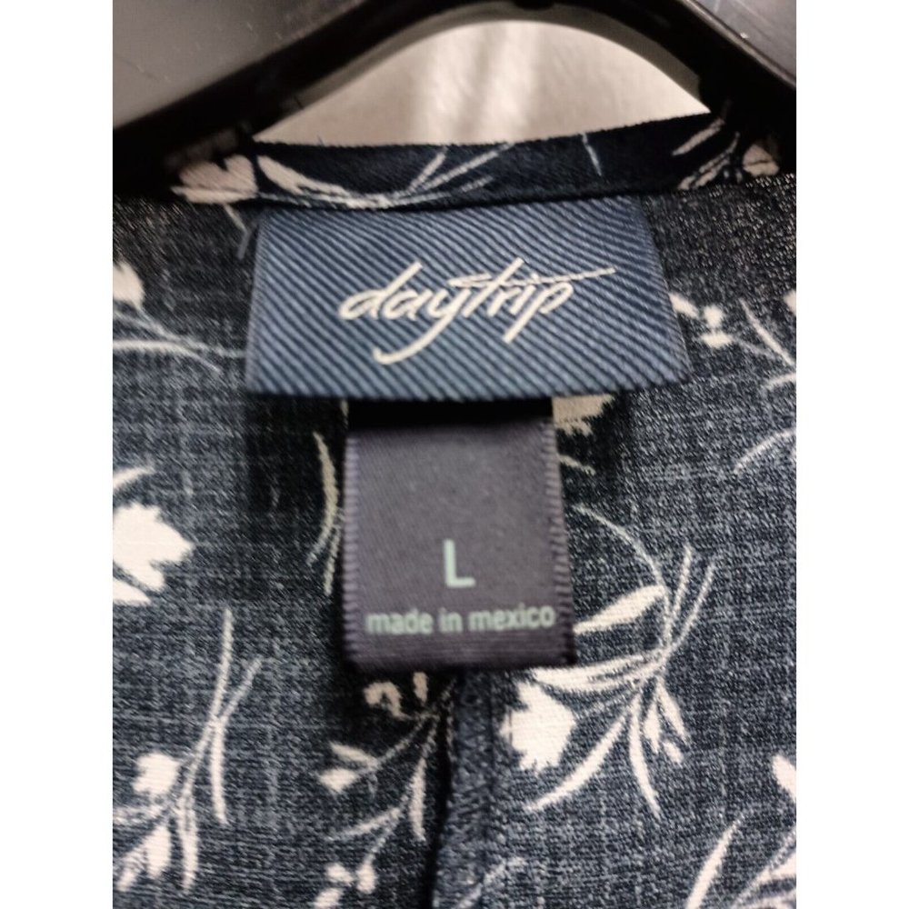 Daytrip Womens BOHO Faux Wrap Blouse Top Large Navy Floral Long Sleeve Oversized - Picture 3 of 6